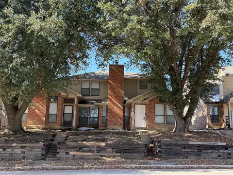2626 Sherry St, Arlington, TX 76014