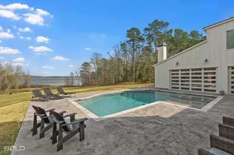 Exterior - 5296 Linton Cutoff Rd, Benton, LA 71006 photo 5 of 8