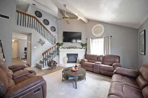 Living - 1731 Doubletree Pl, Mesquite, TX 75149 photo 1 of 2