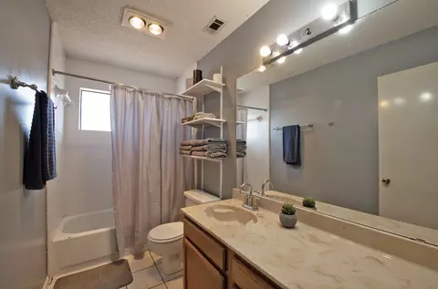 Bath - 1731 Doubletree Pl, Mesquite, TX 75149 photo 3 of 4