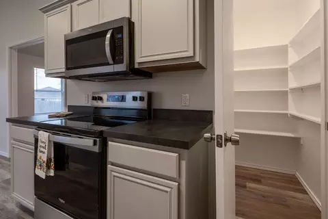 Kitchen - 135 Jackson Dr, Terrell, TX 75160 photo 1 of 2