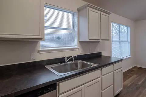 Kitchen - 135 Jackson Dr, Terrell, TX 75160 photo 2 of 2