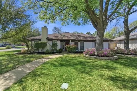 4914 Spring Creek Rd, Arlington, TX 76017
