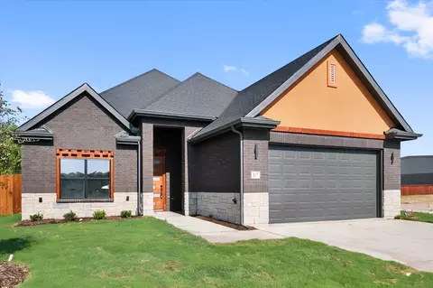 117 Yvonne St, Red Oak, TX 75154