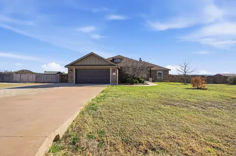 207 Countryside Dr, Tuscola, TX 79562