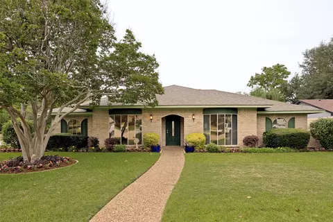 1 Collins Ct, Richardson, TX 75081
