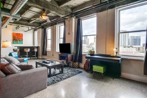 221 W Lancaster Ave #5004, Fort Worth, TX 76102