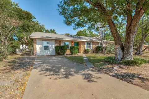 735 Middale Rd, Duncanville, TX 75116