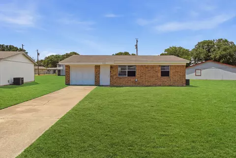 1525 Coral Cut Off, Pelican Bay, TX 76020