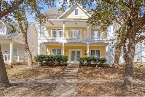 1805 Azalea Dr, Savannah, TX 76227