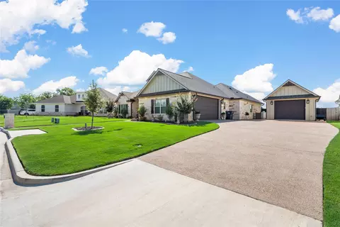 10133 T Bury Ln, Waco, TX 76708 photo 2