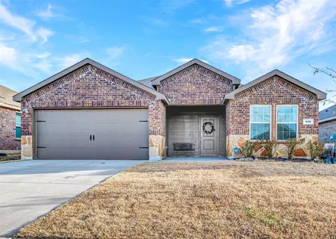 816 Glover Dr, Aubrey, TX 76227