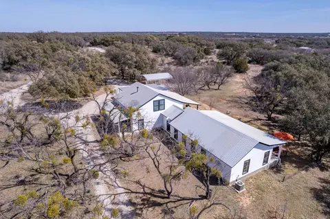 1515 County Road 233 Rd, Brownwood, TX 76801