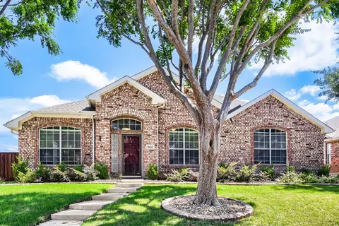 9693 Fairmont Dr, Frisco, TX 75035