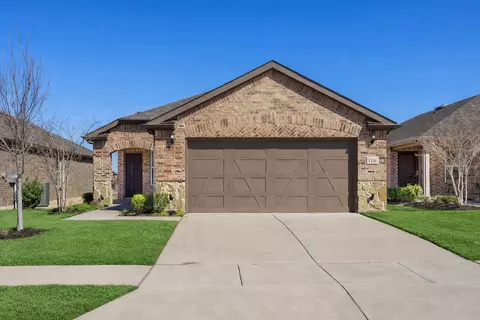 1231 Freedom Ln, Aubrey, TX 76227