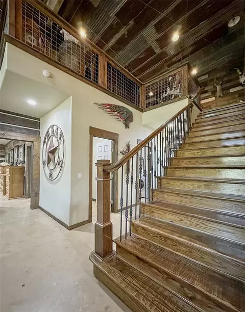 Entry Way - 1990 Jim Harry Loop, Sunset, TX 76270 photo 1 of 3