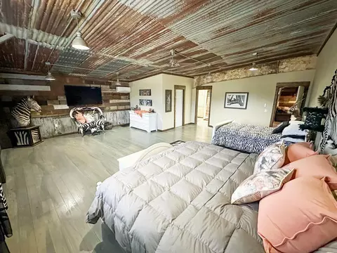 Bedroom - 1990 Jim Harry Loop, Sunset, TX 76270 photo 3 of 4