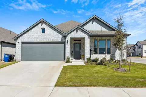 581 Chase Creek Dr, Lavon, TX 75166