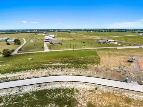 120 Yellow Rose St, Lorena, TX 76655