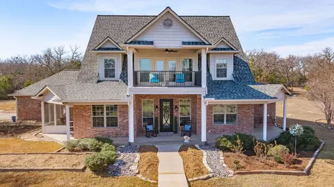 1218 Meander Rd, Granbury, TX 76049