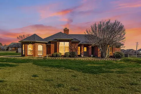 810 Waite Dr, Copper Canyon, TX 75077
