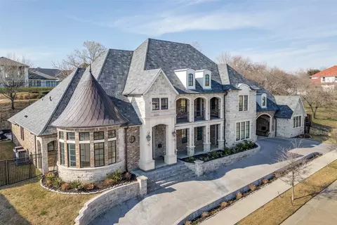 1116 Excalibur Blvd, Lewisville, TX 75056