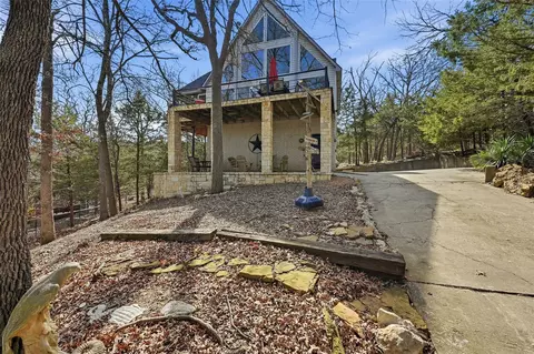 102 Hacienda Dr, Pottsboro, TX 75076