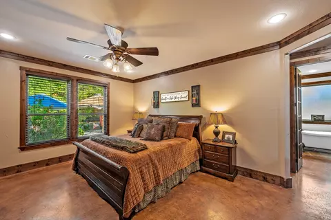 Bedroom - 1011 Red Rd, Howe, TX 75459 photo 2 of 6