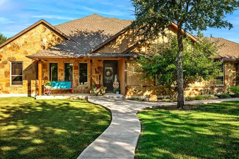 Exterior - 1011 Red Rd, Howe, TX 75459 photo 8 of 9