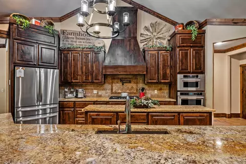 Kitchen - 1011 Red Rd, Howe, TX 75459 photo 1 of 7