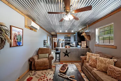Living - 1011 Red Rd, Howe, TX 75459 photo 5 of 5