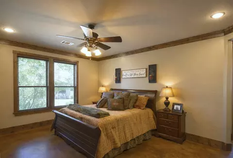 Bedroom - 1011 Red Rd, Howe, TX 75459 photo 2 of 3