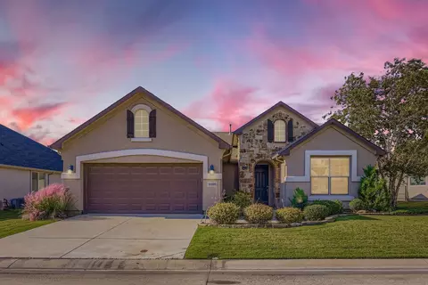10108 Sandhurst Dr, Denton, TX 76207