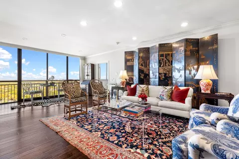 6335 W Northwest Hwy #2015, Dallas, TX 75225