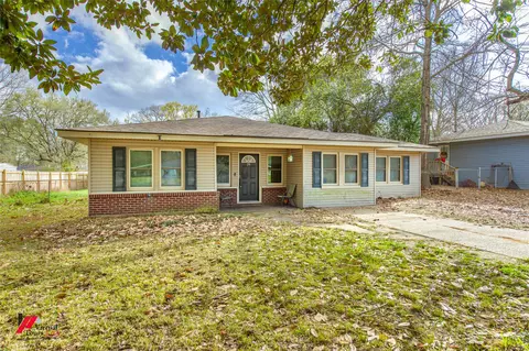 Exterior - 214 Ellis Dr, Minden, LA 71055 photo 7 of 7
