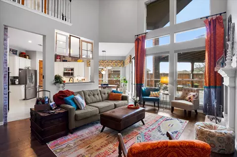 Living - 8314 Lighthouse Dr, Rowlett, TX 75089 photo 2 of 2