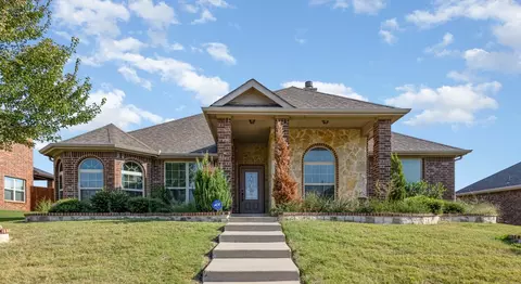 908 Lincoln Dr, Royse City, TX 75189