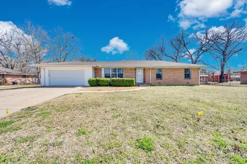 1760 Lazy U Dr, Canton, TX 75103