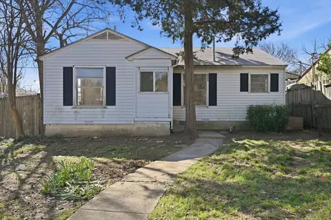 4242 Aero Dr, Dallas, TX 75209