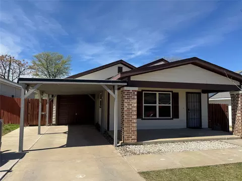 1332 Driess St, Fort Worth, TX 76104