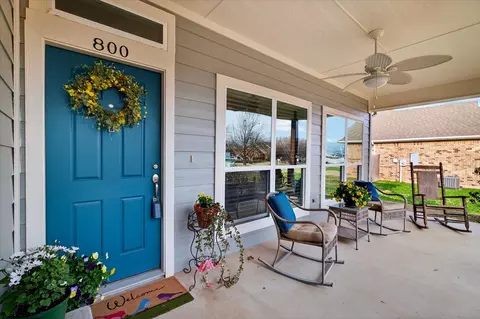 Exterior - 800 E Northside Dr, Pilot Point, TX 76258 photo 3 of 13