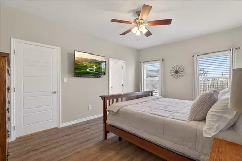 Bedroom - 800 E Northside Dr, Pilot Point, TX 76258 photo 1 of 4