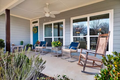 Exterior - 800 E Northside Dr, Pilot Point, TX 76258 photo 4 of 13