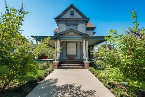 1419 Beaumont St, Dallas, TX 75215