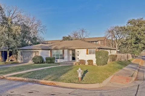3613 Jeanette Dr, Fort Worth, TX 76109