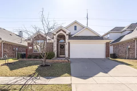 718 Ambrose Ct, Garland, TX 75040