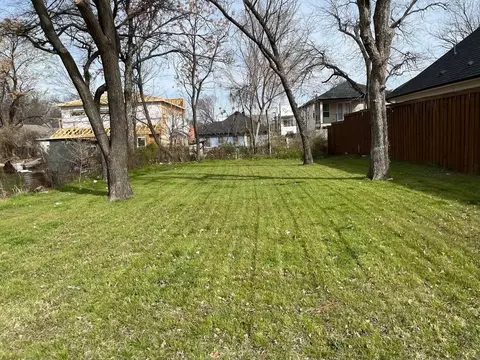 1923 Pueblo St, Dallas, TX 75212