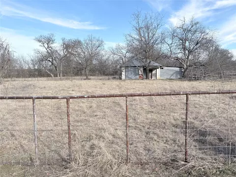 301 A Withers Rd, Mineral Wells, TX 76067