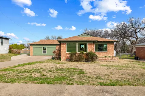 717 Calcutta Dr, Dallas, TX 75241