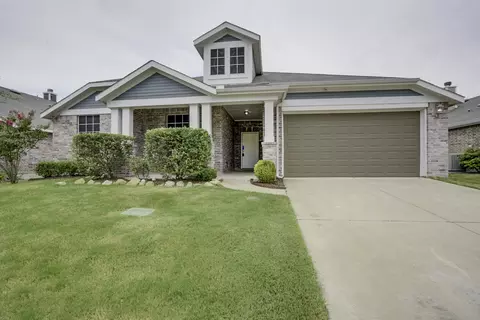 2006 Enchanted Rock Dr, Forney, TX 75126